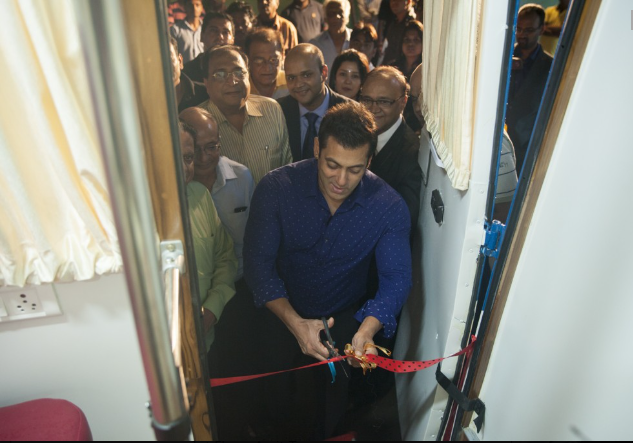 Salman Khan is inaugrated the mobile van for Sahu eye hospital